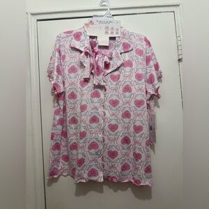 Tahari heats and bows pink soft and cozy short pajama set size M